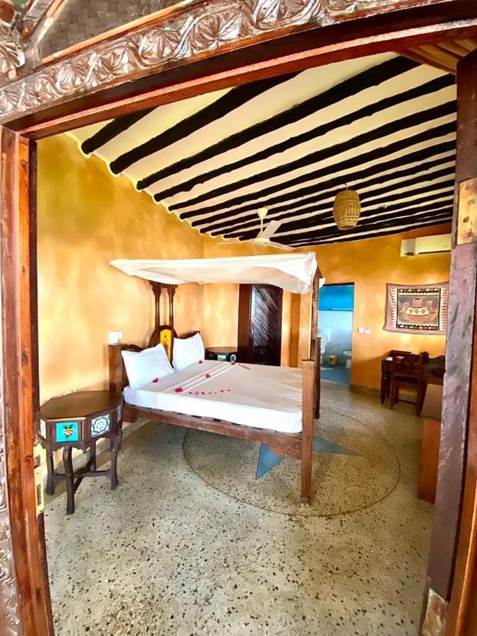 Coral Reef Resort Пвани-Мчангани Экстерьер фото